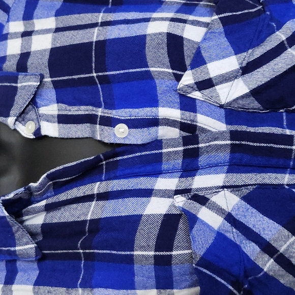 Express flannel shirt. - Picture 3 of 10
